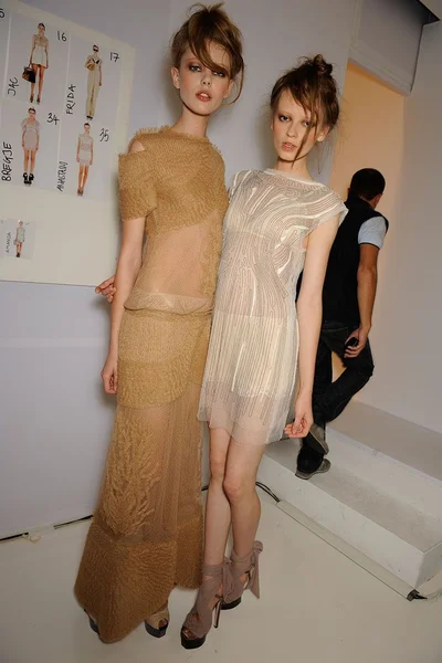 Look 44